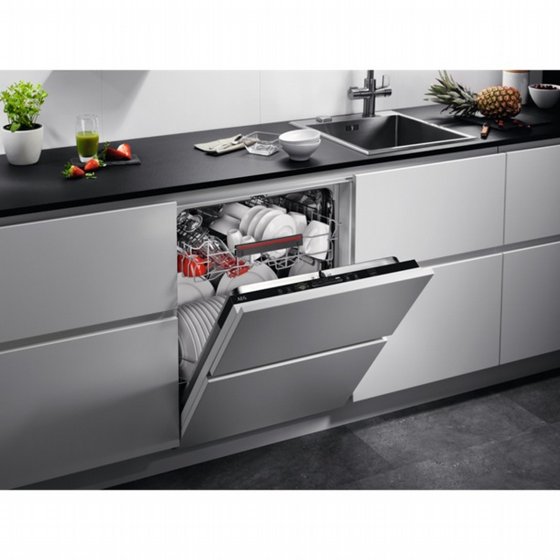 ���� ���� �������� ��� AEG ��� FSB52617Z ������� 13 ������ ���� �� ����� ��� �������� (AirDry) ����� �������� ���