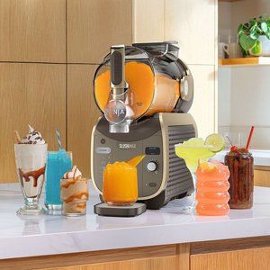 ����� ��� ������� ������ Ninja SLUSHi MAX ��� FS605BR �� ���� 4.4 ���� ����������� SlushAssist